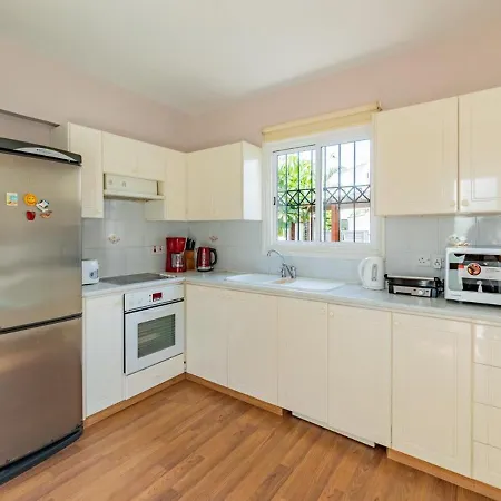 Holiday home Anemone Seaview Dps01